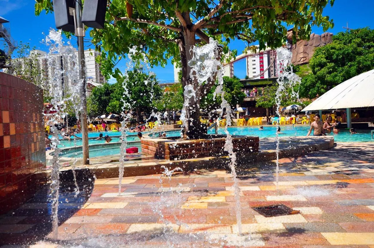 Lejlighed Villas Diroma Com Um Dia No Acqua Park, Splash E Slide Caldas Novas