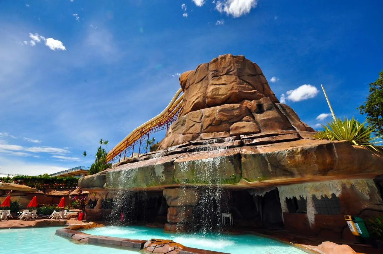 Villas Diroma Com Um Dia No Acqua Park, Splash E Slide Caldas Novas 0*,
