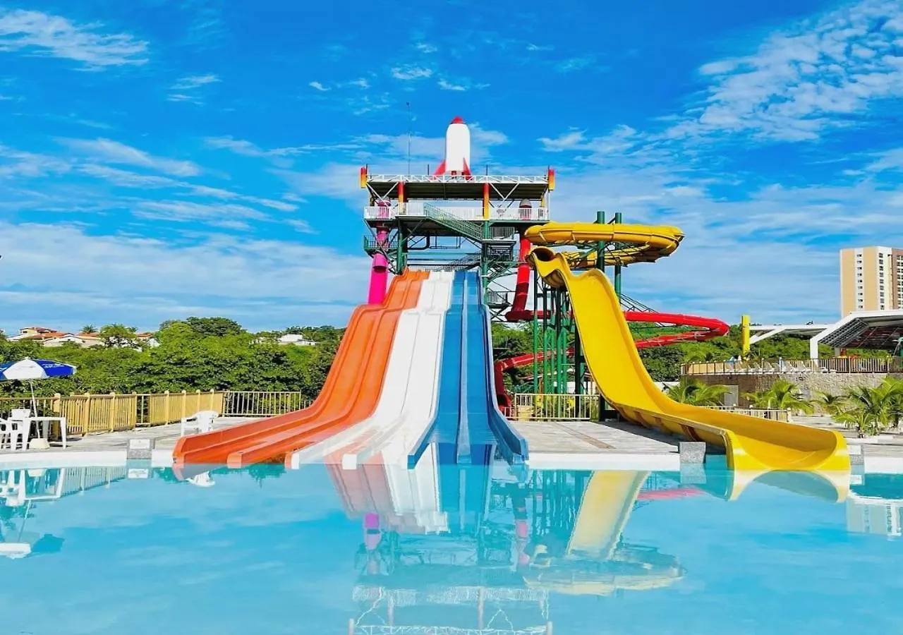 Lejlighed Villas Diroma Com Um Dia No Acqua Park, Splash E Slide Caldas Novas