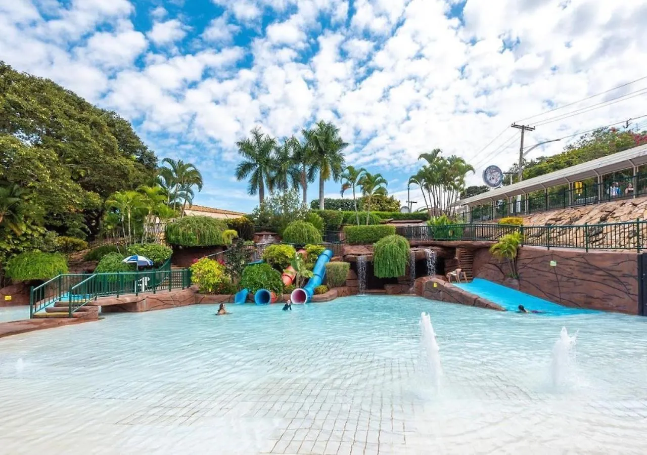 Villas Diroma Com Um Dia No Acqua Park, Splash E Slide Caldas Novas Lejlighed